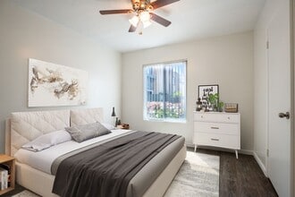 La Palma Woods Apartments in Anaheim, CA - Foto de edificio - Interior Photo