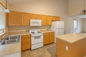 1040 4th St SE in Forest Lake, MN - Building Photo - Building Photo