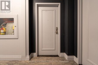 11121 Yonge St in Richmond Hill, ON - Building Photo - Building Photo