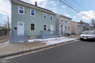 143 Carpenter St in Salem, NJ - Building Photo - Building Photo