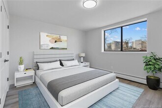 280 Collins St, Unit 313 in Hartford, CT - Foto de edificio - Building Photo