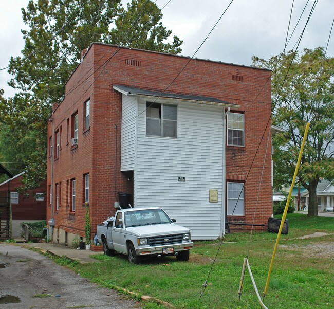 901 1st Ave in Charleston, WV - Foto de edificio - Building Photo