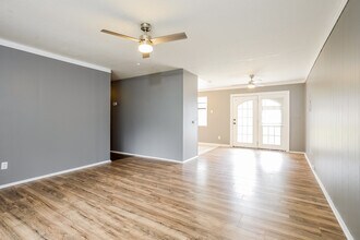 6191 Mark Dr in Bedford Heights, OH - Building Photo - Building Photo