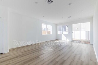 31374 Lolite Dr in Menifee, CA - Building Photo - Building Photo