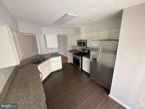 1408 Wharton Rd in Mount Laurel, NJ - Building Photo - Building Photo