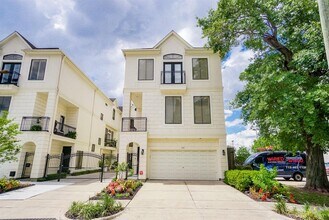 1421 W Clay St in Houston, TX - Foto de edificio - Building Photo