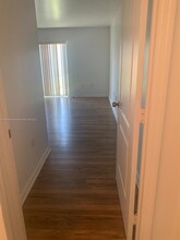 2577 NE 184th Terrace in North Miami Beach, FL - Building Photo - Building Photo