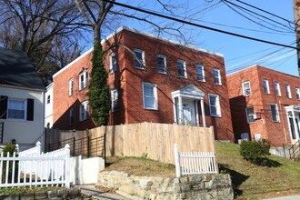 3013 30th St SE in Washington, DC - Building Photo - Building Photo