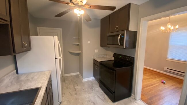 2420 Brandon Ave SW in Roanoke, VA - Building Photo - Building Photo