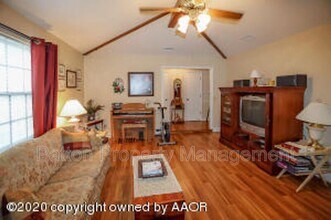 1029 Trinchera Dr in Amarillo, TX - Building Photo - Building Photo