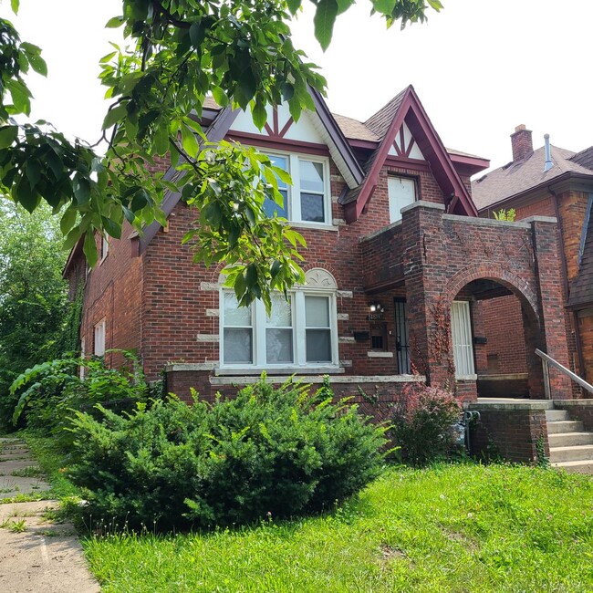 14834 Sussex St in Detroit, MI - Foto de edificio - Building Photo