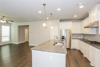 3121 Damsel Sauvage Ln in Lewisville, TX - Building Photo - Building Photo