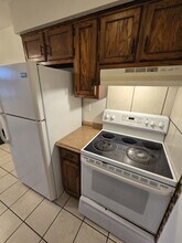 9625 Grove Ave in Norfolk, VA - Building Photo - Building Photo