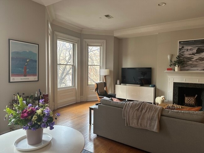 331 Beacon St in Boston, MA - Building Photo - Building Photo