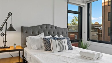 815 V St NW in Washington, DC - Building Photo - Building Photo