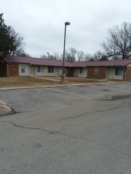 Lilbourn Apartments in Lilbourn, MO - Building Photo