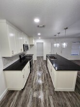 2628 Frazier Ave, Unit 2628 Frazier in Fort Worth, TX - Building Photo - Building Photo