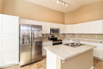 14955 W Maui Ln in Surprise, AZ - Building Photo - Building Photo