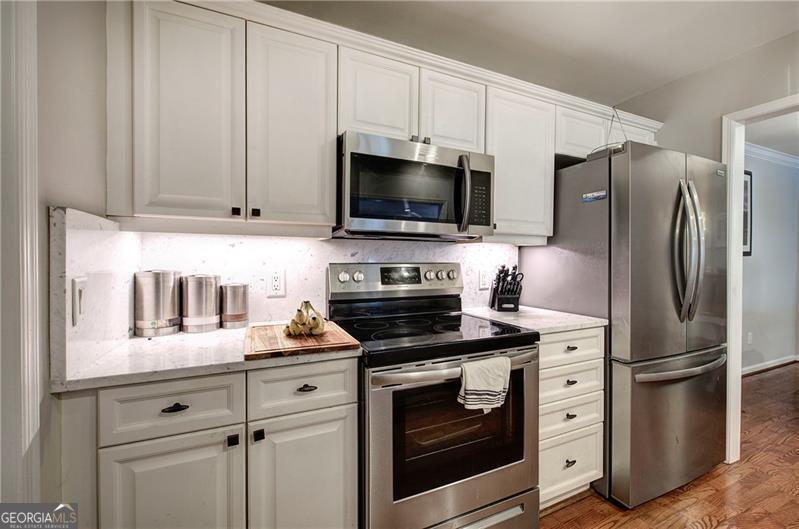 505 Bainbridge Dr NW in Atlanta, GA - Building Photo