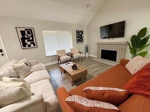 12765 Shadybend Dr in Moreno Valley, CA - Building Photo - Building Photo