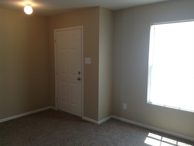 3287 Underwood Dr in Whiteland, IN - Building Photo - Building Photo