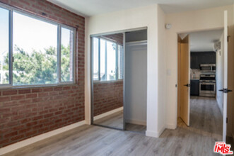 914 N Fairfax Ave in West Hollywood, CA - Building Photo - Building Photo