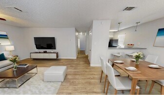 2101 W Anderson Ln., Unit 327 in Austin, TX - Building Photo