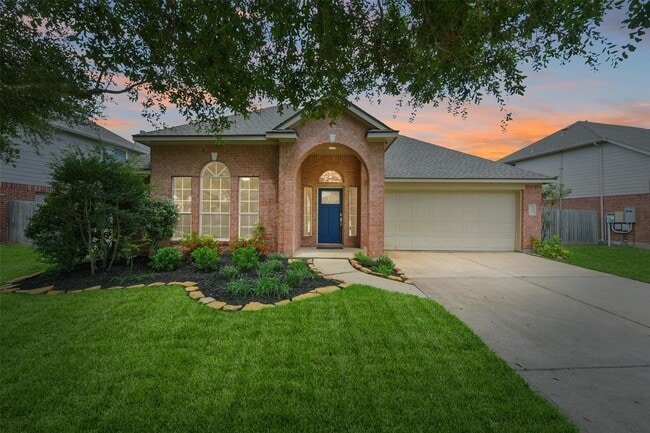 property at 3720 Magnolia Ridge