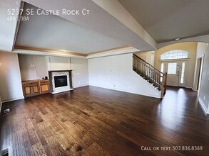 5237 SE Castle Rock Ct in Milwaukie, OR - Building Photo - Building Photo