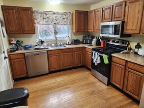 168 Spear St in South Burlington, VT - Building Photo - Building Photo