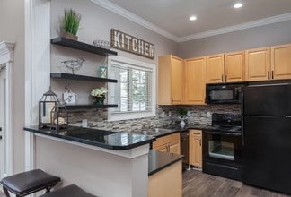 The Carriage Homes at Wyndham in Glen Allen, VA - Foto de edificio - Building Photo