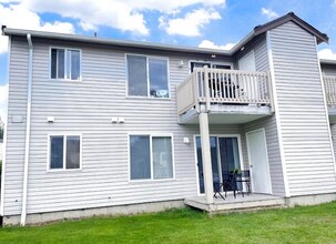 0000 Horton Rd in Bellingham, WA - Building Photo - Building Photo