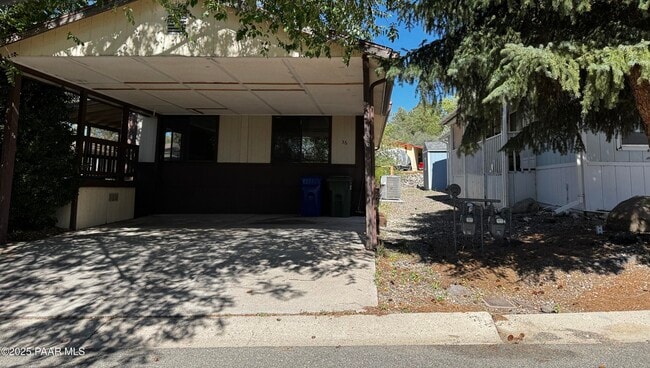 property at 2851 Smoke Tree Ln