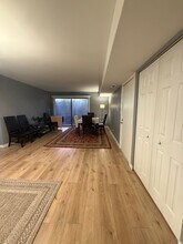 1498 E Ports O Call Dr in Palatine, IL - Building Photo - Building Photo