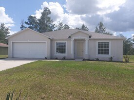 324 Marion Oaks Ln in Ocala, FL - Building Photo