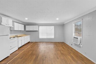 31 A Jackson Rd in Huntsville, TX - Building Photo - Building Photo