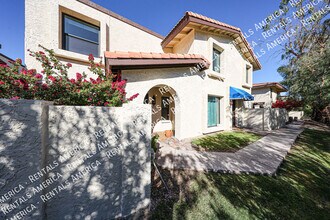 8825 S 48th St in Phoenix, AZ - Building Photo - Building Photo