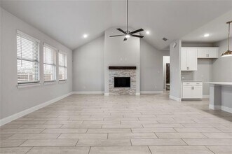 101 Gardenia Dr in Azle, TX - Building Photo - Building Photo