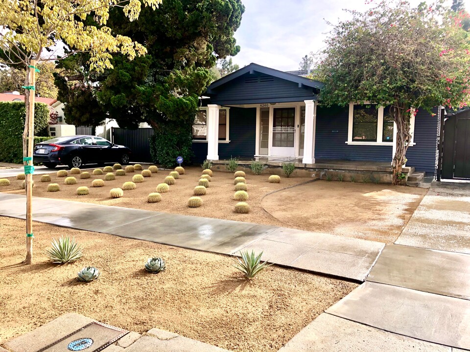 6260 Afton Pl in Los Angeles, CA - Foto de edificio