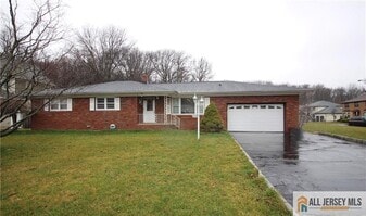 968 New Dover Rd in Edison, NJ - Building Photo