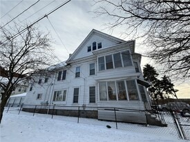 416 Danforth St in Syracuse, NY - Building Photo