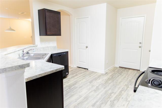 9906 Chilmark Way in Dallas, TX - Building Photo - Building Photo