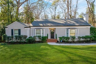 4116 Wieuca Rd NE in Atlanta, GA - Building Photo