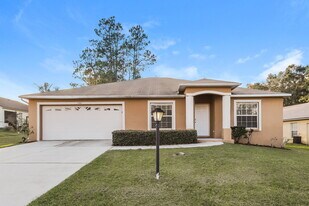 7945 Sugar Pine Blvd in Lakeland, FL - Building Photo