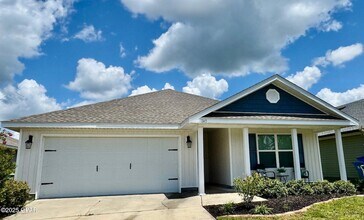 149 Merrion Rd in Southport, FL - Building Photo - Building Photo