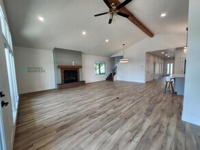 8416 E Maringo Dr in Spokane, WA - Building Photo - Building Photo
