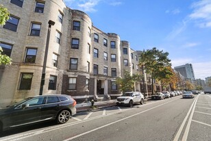 616 Columbus Ave, Unit 616 in Boston, MA - Foto de edificio - Building Photo