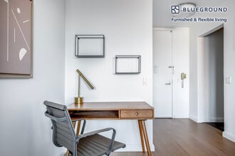 105 Duane St in New York, NY - Building Photo - Building Photo