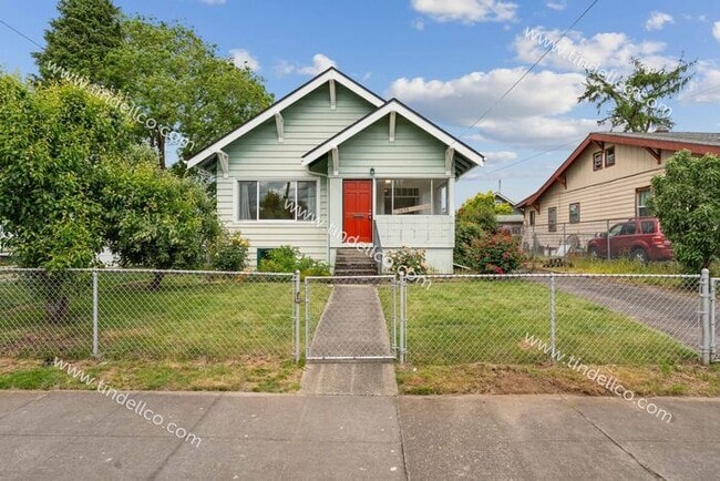 property at 1635 N Alberta St