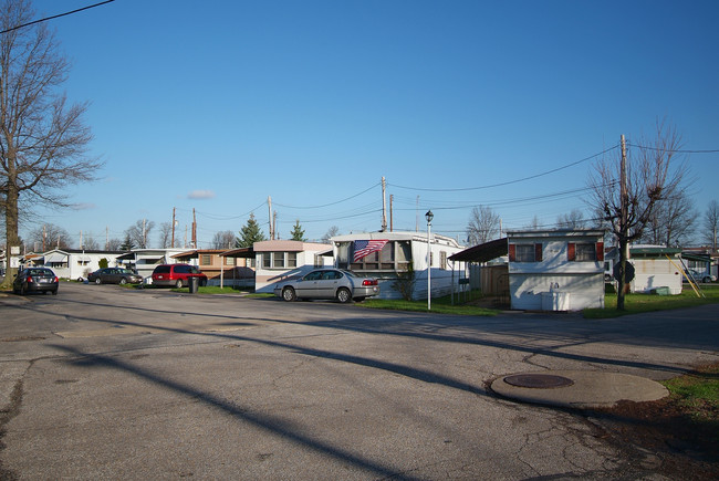 Miller's Mobile Home Community in Cleveland, OH - Building Photo - Building Photo